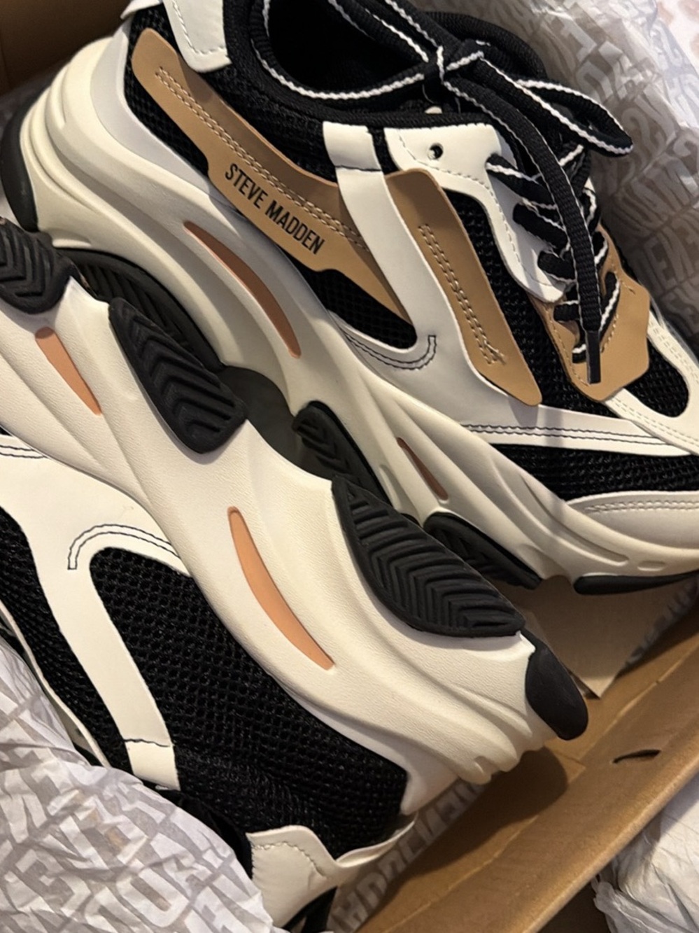 Steve Madden Black White Tan Chunky Trainer Sneakers